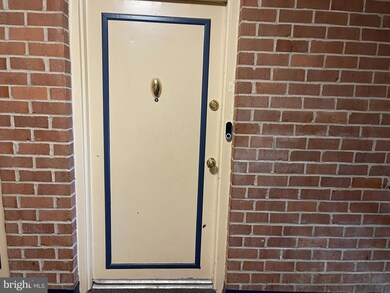 205 Erin Way unit 102, Reisterstown, MD 21136 - photo 5