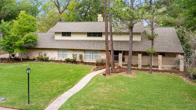 10134 Briar Dr, Houston, TX 77042 - photo 2