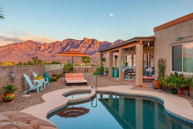 Stunning Catalina Mountain Views