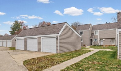 1928 Blackthorn Dr unit 1, Champaign, IL 61821 - photo 2