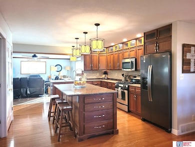 1018 N 1st St, Seward, NE 68434 - photo 3