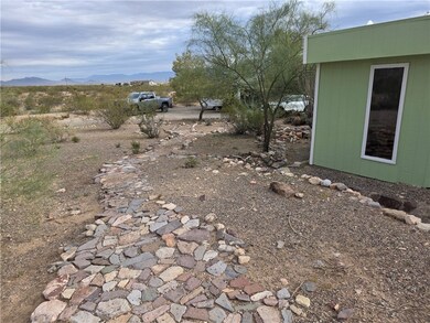 1460 Egar Rd, Golden Valley, AZ 86413 - photo 6