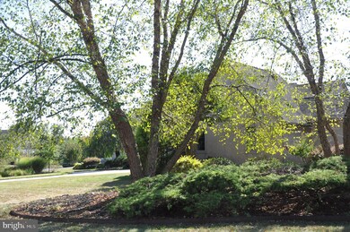 4 Trender Ct, Wilmington, DE 19808 - photo 2