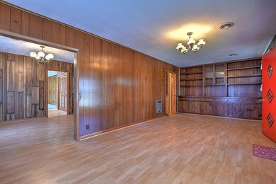 1437 E Sevier-7