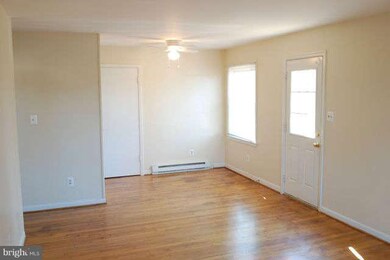 7397 Rogues Rd unit 4, Nokesville, VA 20181 - photo 3