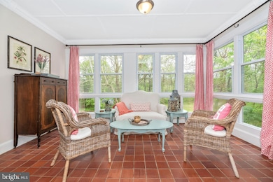 10708 Pheasant Dr, Clarksburg, MD 20871 - photo 3