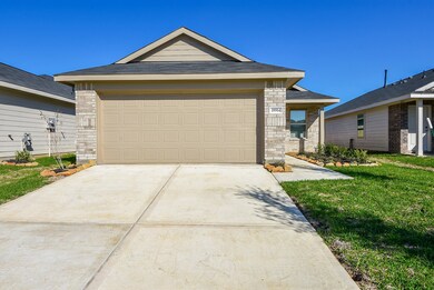 18914 Sorento Bay Ln, Hockley, TX 77447 - photo 2