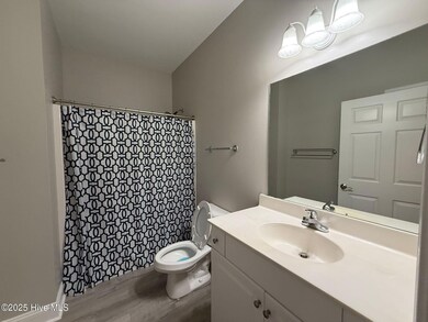 200 Lighthouse Ln unit D1, Cedar Point, NC 28584 - photo 4