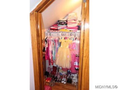 CLOSET + FULL EAVE STORAGE