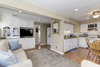 Kichen/Living Area