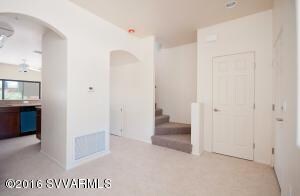 038_TS Entry Room b