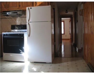 306 Ronald Ave, Cumberland, RI 02864 - photo 4