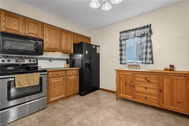 2764 Blarefield Dr, Columbus, OH 43231 - photo 6