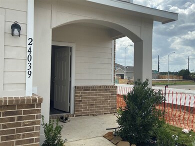 24039 Farmstead Dr, Hockley, TX 77447 - photo 4