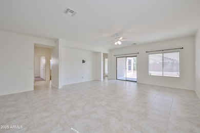 18495 W Surprise Farms Loop N, Surprise, AZ 85388 - photo 5