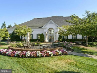 6704 Whirlaway Ct, Gainesville, VA 20155 - photo 3