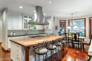 664 South Skyview Circle North Salt Lake