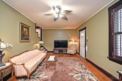 4553 Clearview Ave, Cincinnati, OH 45205 - photo 7