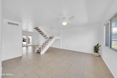 2812 E Clarendon Ave-7