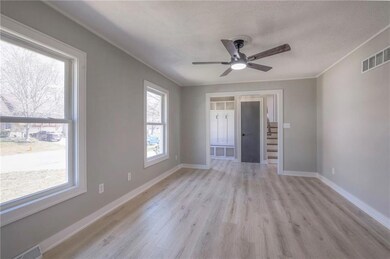 705 NW 19th St, Blue Springs, MO 64015 - photo 7