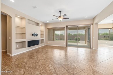 2)GREAT ROOM