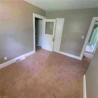 104 S Branch St, Reidsville, NC 27320 - photo 7