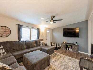 215 W Broadway St, Colfax, IA 50054 - photo 3