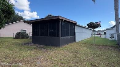 4006 Dewberry Cir, Melbourne, FL 32901 - photo 4