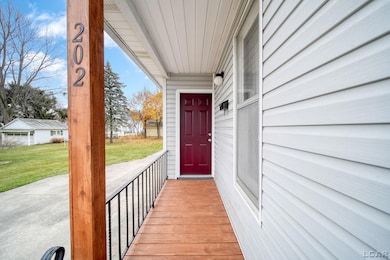 202 E Locust St, Morenci, MI 49256 - photo 5