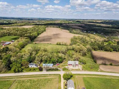 W1780 Hwy 92, Brooklyn, WI 53521 - photo 4