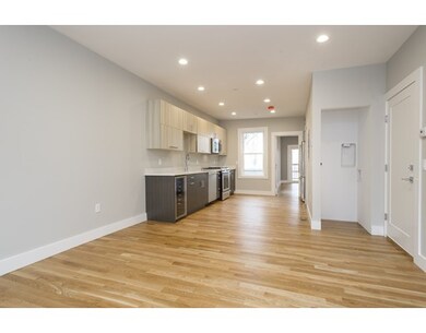 39 Gates St unit 2, Boston, MA 02127 - photo 3