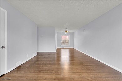 26156 Benton Ave, Euclid, OH 44132 - photo 7