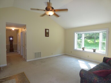 343 Ford Dr, Mount Washington, KY 40047 - photo 6