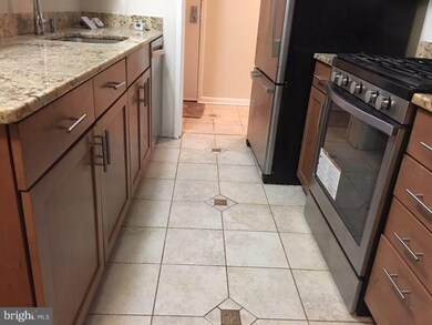 2322 Freetown Ct unit 11C, Reston, VA 20191 - photo 6