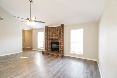 3010 Twinleaf Dr, League City, TX 77573 - photo 5