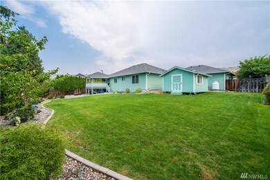 1600 Hannah Way, East Wenatchee, WA 98802 - photo 4