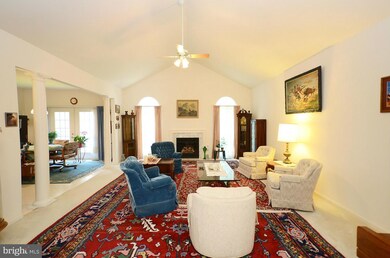 401 Heronwood Ct, Purcellville, VA 20132 - photo 2