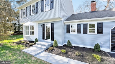 5 Iron Stone Cir, Hockessin, DE 19707 - photo 2