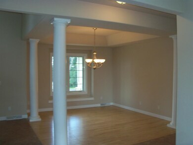 4897 Highwood Cir, Middleton, WI 53562 - photo 5