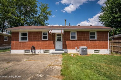 5320 Greenwood Road-07