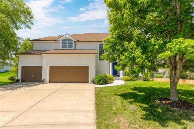 2603 SW Shadow Creek Ct, Blue Springs, MO 64015 - photo 4