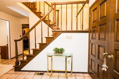 889ColonyWay-10