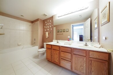Market Square unit 503, Elmhurst, IL 60126 - photo 7
