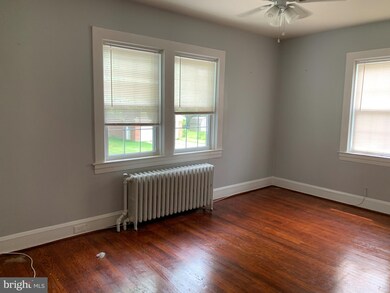 3014 Pinewood Ave, Baltimore, MD 21214 - photo 2