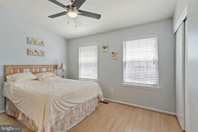 13994 Big Yankee Ln, Centreville, VA 20121 - photo 6