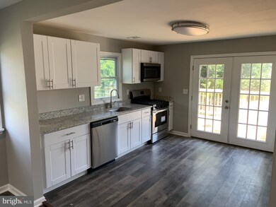 717 Fuselage Ave, Middle River, MD 21220 - photo 2