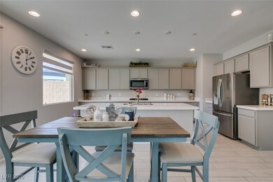 10439 Sadie Blake Ave, Las Vegas, NV 89166 - photo 3