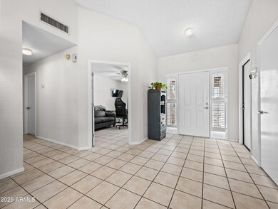 10516 W Griswold Rd, Peoria, AZ 85345 - photo 5