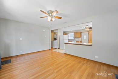 749 Foran Ln, Aurora, IL 60506 - photo 4