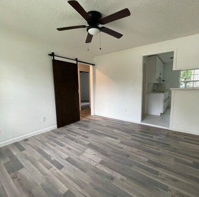 7228 Lakewood Dr, Houston, TX 77016 - photo 2